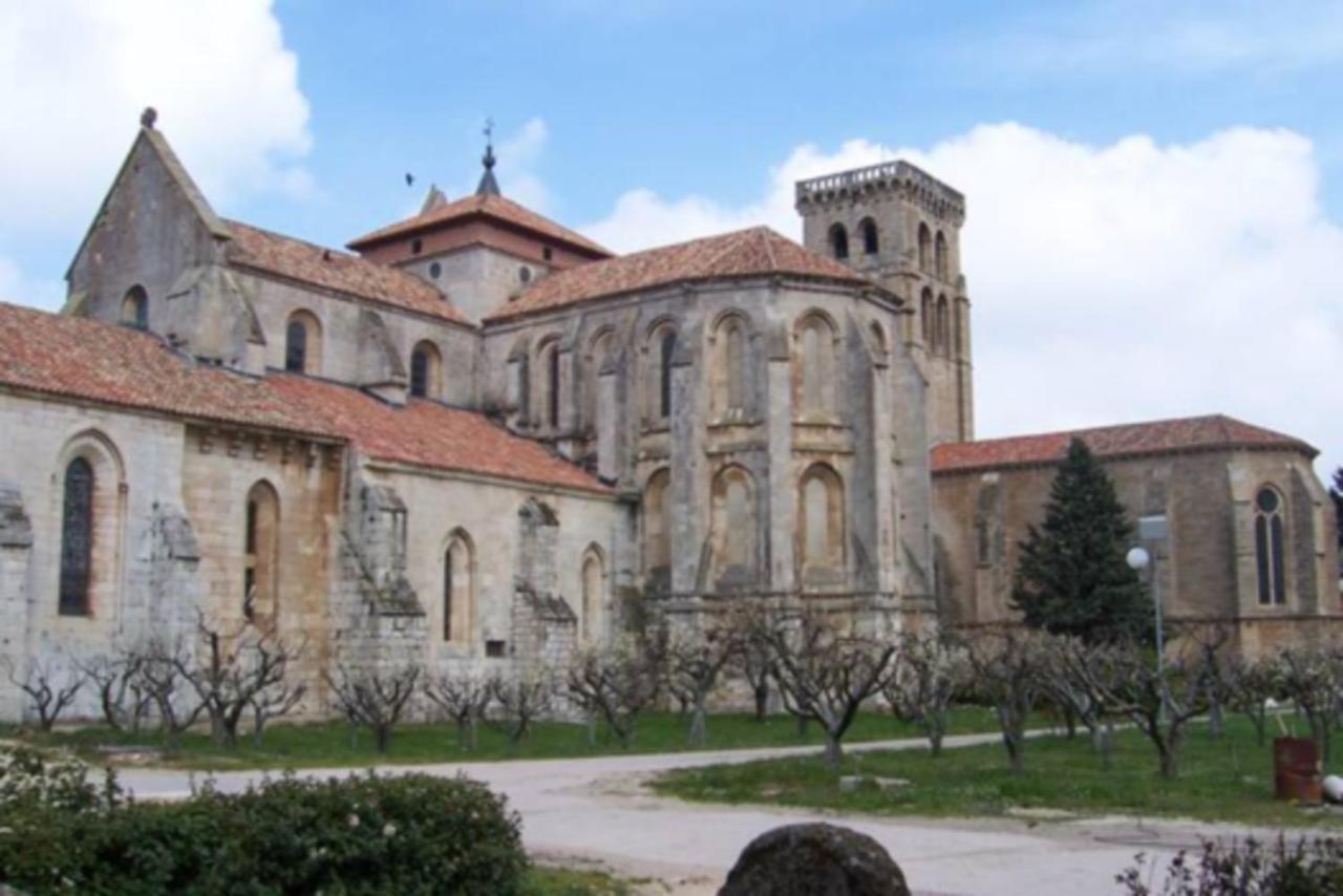La Catedral Vut - Apt Para 4 Con Wifi En El Centro De Burgo 외부 사진